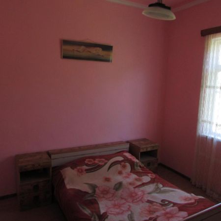 Joni Guest House 巴统 外观 照片