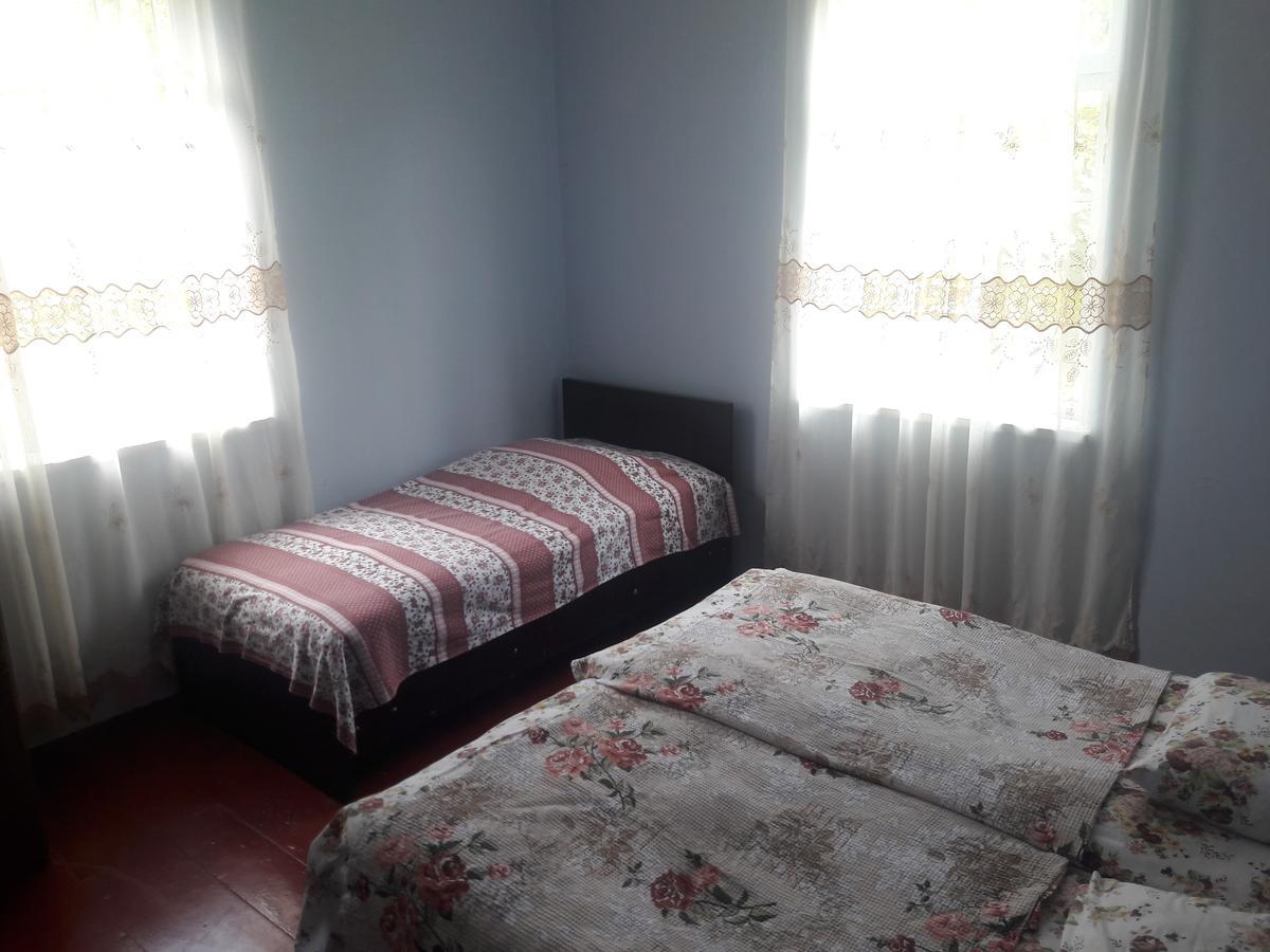 Joni Guest House 巴统 外观 照片