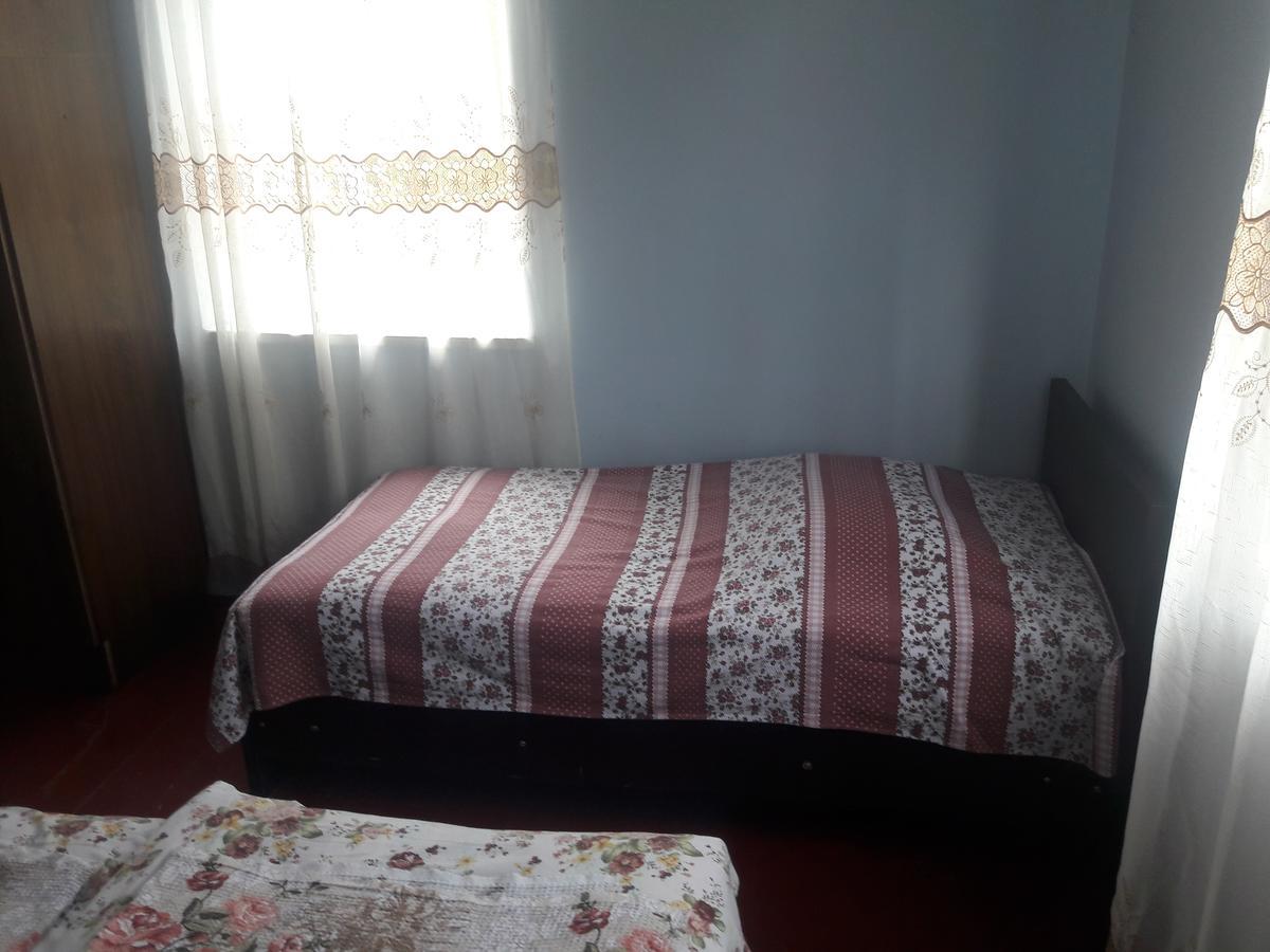 Joni Guest House 巴统 外观 照片
